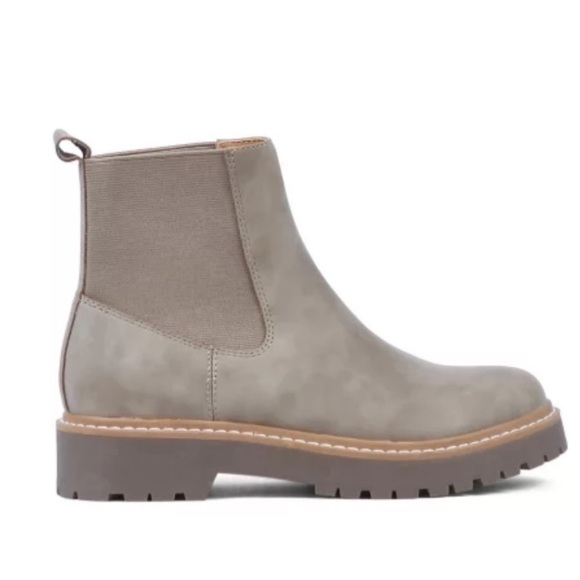 Dolce Vita lobera Chelsea boot - Picture 1 of 8